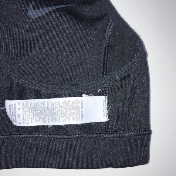 Nike Dri-Fit XS Sportsbra - Picture 6 of 6